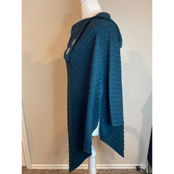 Le Moda Hunter Green Button Accent Collar Poncho - Picture 3 of 6